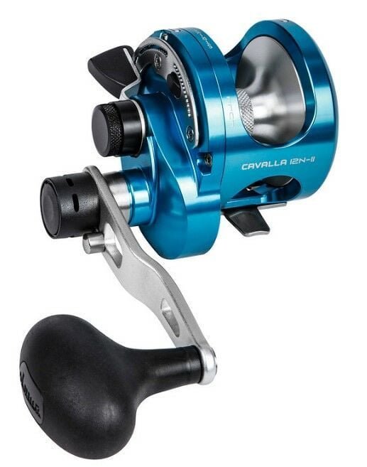 110520266a01b83fcc2a8.jpeg Okuma Cavalla Blue CAVB-12NII Dar Gövde Sağ El Çıkrık Makinesi - Görsel 1